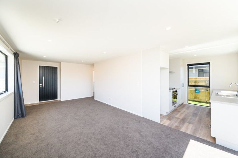Photo of property in 2/68a Hedges Street, Sanson, 4817