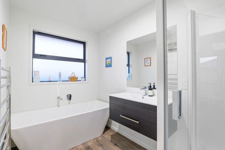 Photo of property in 30 Herridge Street, Woodend, 7691