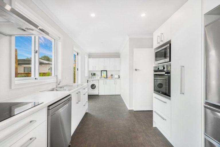 Photo of property in 6 Portal Crescent, Beerescourt, Hamilton, 3200