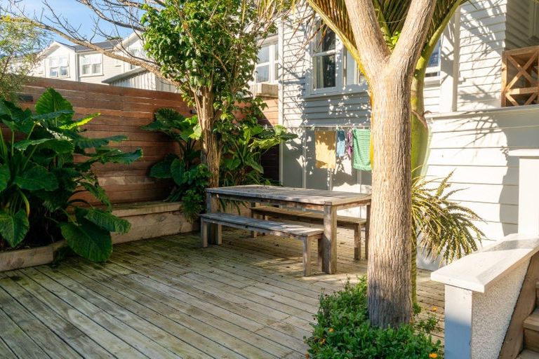 Photo of property in 1/121 Hataitai Road, Hataitai, Wellington, 6021