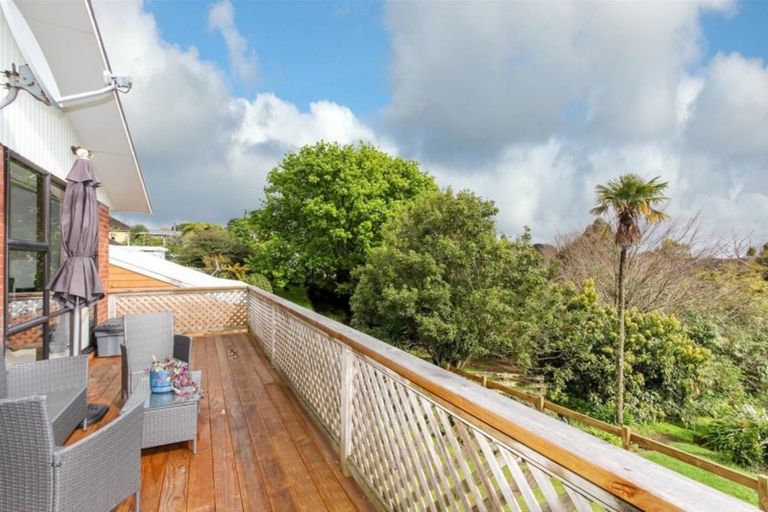 Photo of property in 25 Rimu Street, Inglewood, 4330