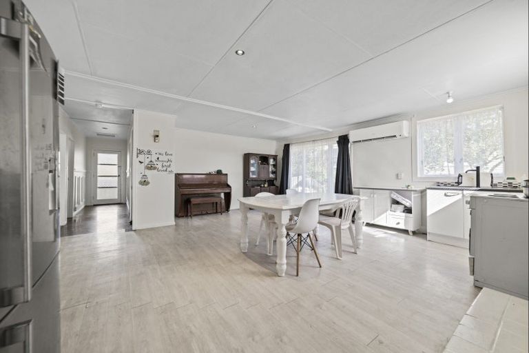 Photo of property in 2 Achilles Drive, Taihape, 4720