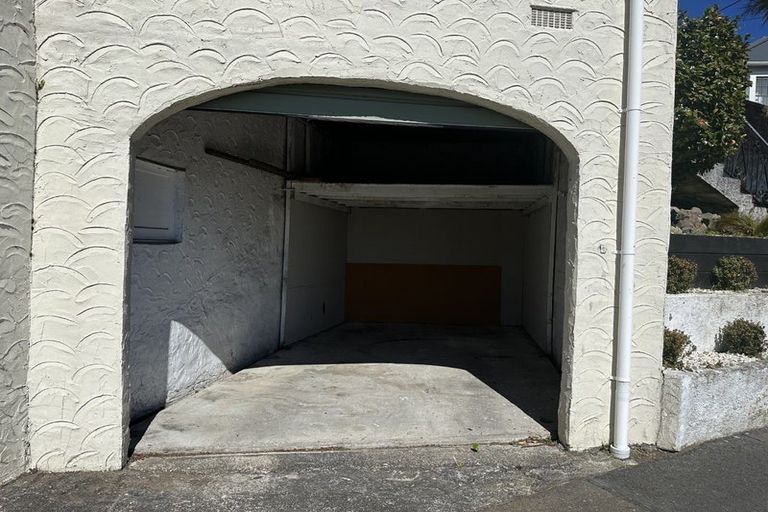 Photo of property in 42 Raroa Road, Kelburn, Wellington, 6012