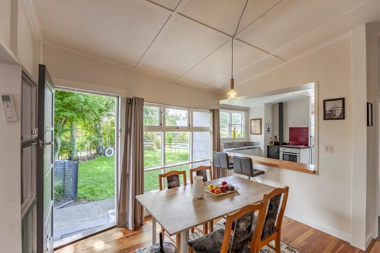 Photo of property in 13 Harker Street, Waipawa, 4210