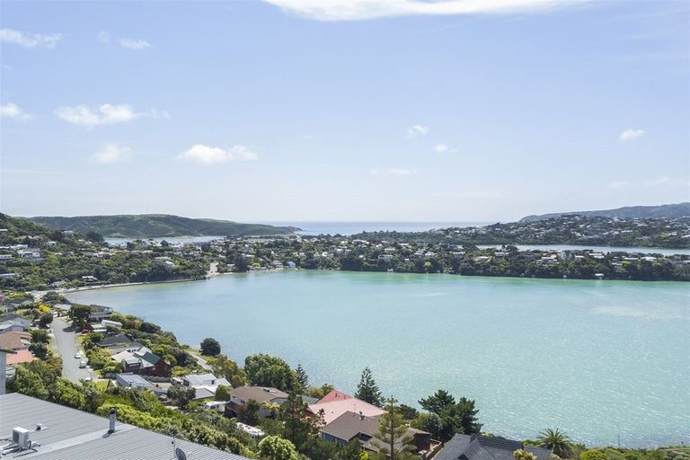 Photo of property in 20 The Anchorage, Whitby, Porirua, 5024