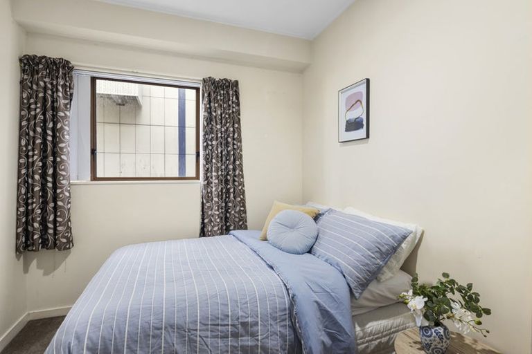 Photo of property in Dixonlane Apartments, 11/7 Feltex Lane, Te Aro, Wellington, 6011