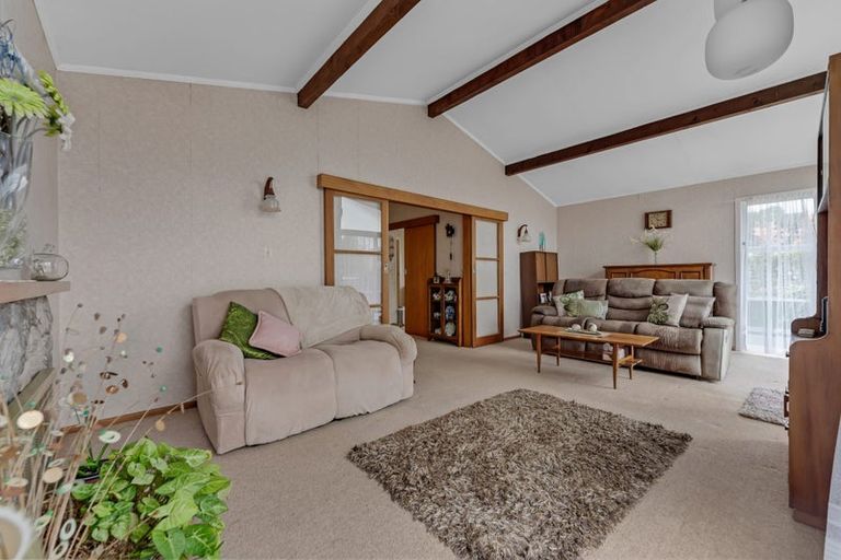 Photo of property in 5 Orpheus Place, Papakura, 2110