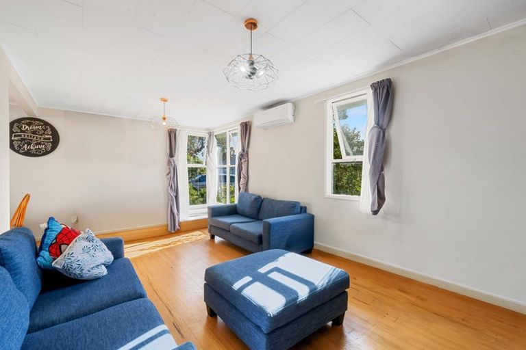Photo of property in 26 Sandbrook Avenue, Otara, Auckland, 2023