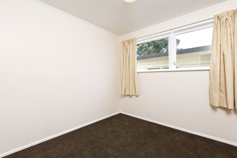 Photo of property in 5 Julian Place, Otara, Auckland, 2023