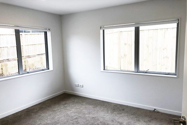 Photo of property in 40b Chippendale Crescent, Birkdale, Auckland, 0626