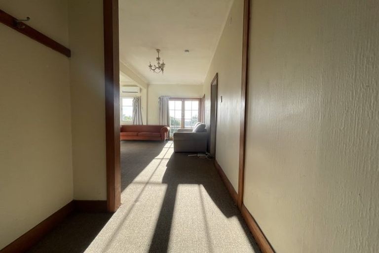 Photo of property in 29 Tanera Crescent, Brooklyn, Wellington, 6021