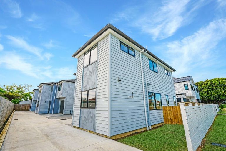 Photo of property in 18a Domain Road, Weymouth, Auckland, 2103