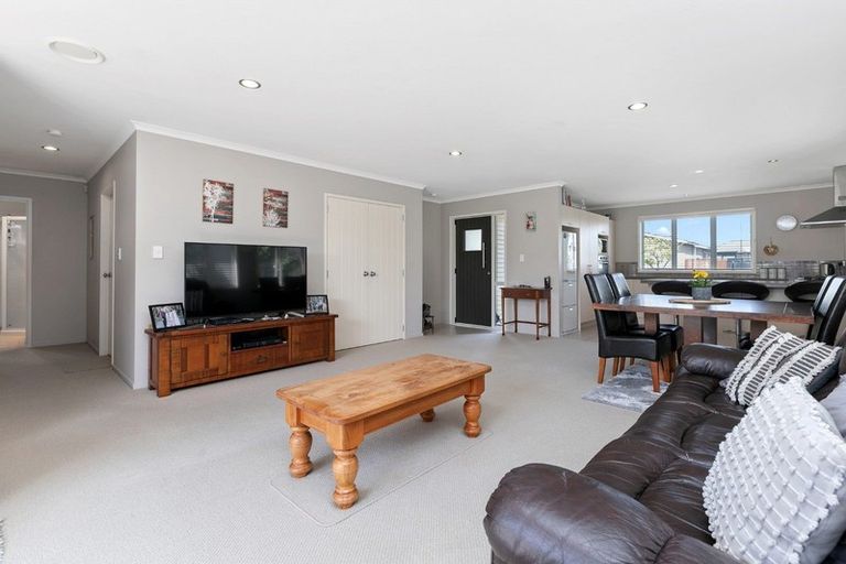 Photo of property in 6 Lanyard Street, Pyes Pa, Tauranga, 3112