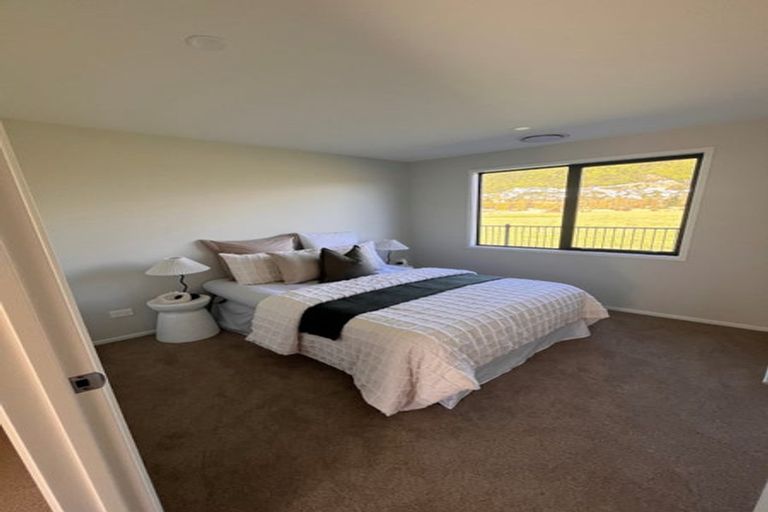 Photo of property in 100 Waipunahau Road, Waikanae, 5036
