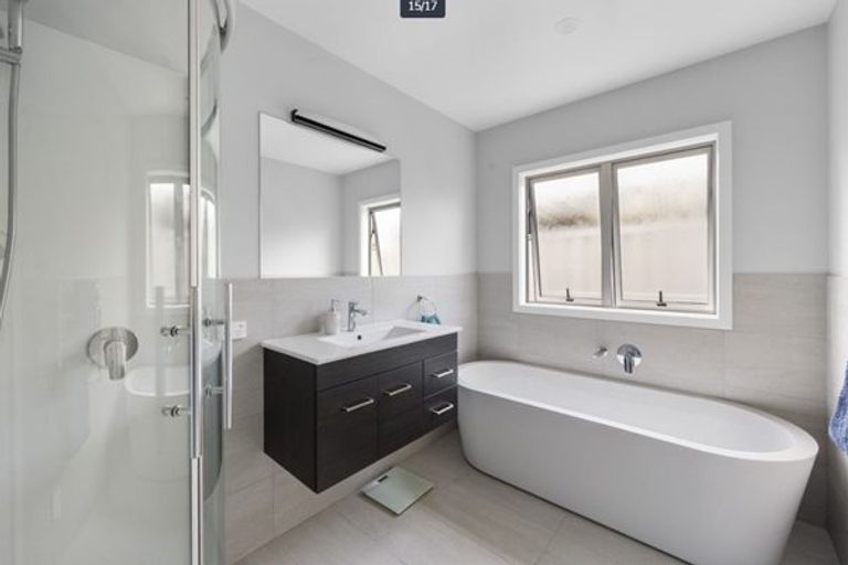 Photo of property in 8 Kaituna Place, Te Awa, Napier, 4110