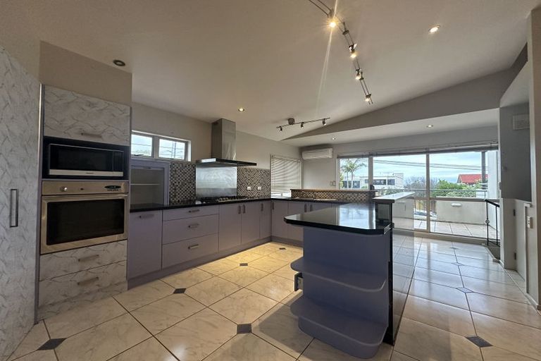 Photo of property in 5 Balmain Road, Birkenhead, Auckland, 0626