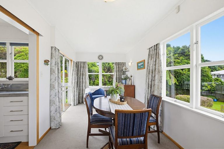 Photo of property in 20 Pembroke Street, Tawa, Wellington, 5028