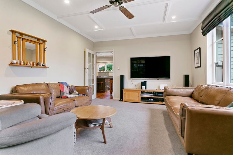 Photo of property in 145 Taylor Street, Cambridge, 3434