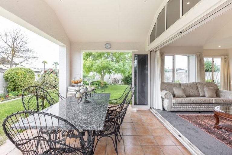 Photo of property in 21 Pukekura Place, Taradale, Napier, 4112