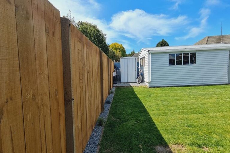 Photo of property in 31 Blankney Street, Hornby, Christchurch, 8042