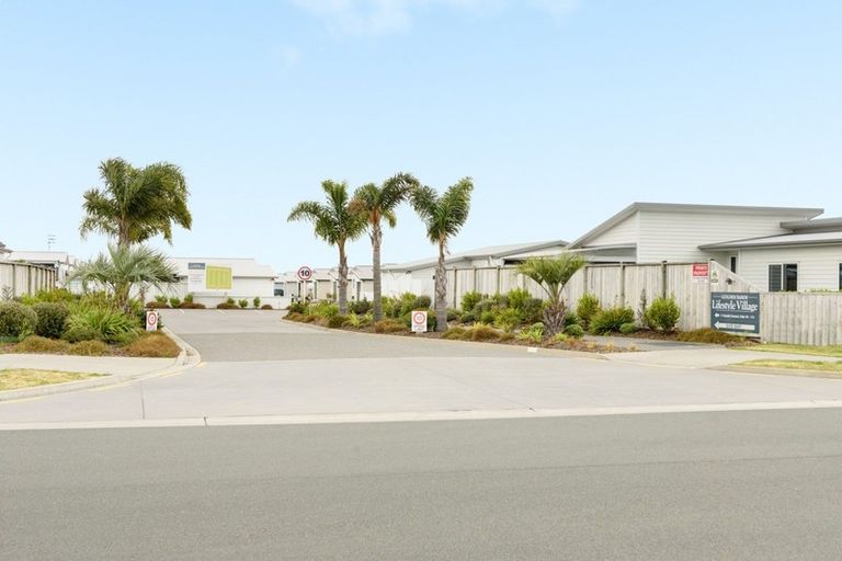 Photo of property in 513/11 Kamahi Crescent, Papamoa Beach, Papamoa, 3118