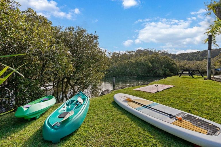 Photo of property in 847 Matapouri Road, Matapouri, Whangarei, 0173