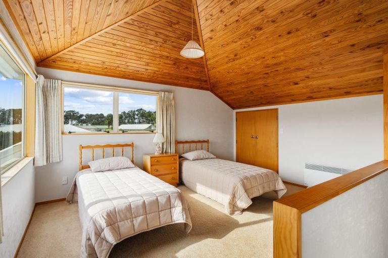 Photo of property in 104 Moana Anu Anu Avenue, Whangamata, 3620