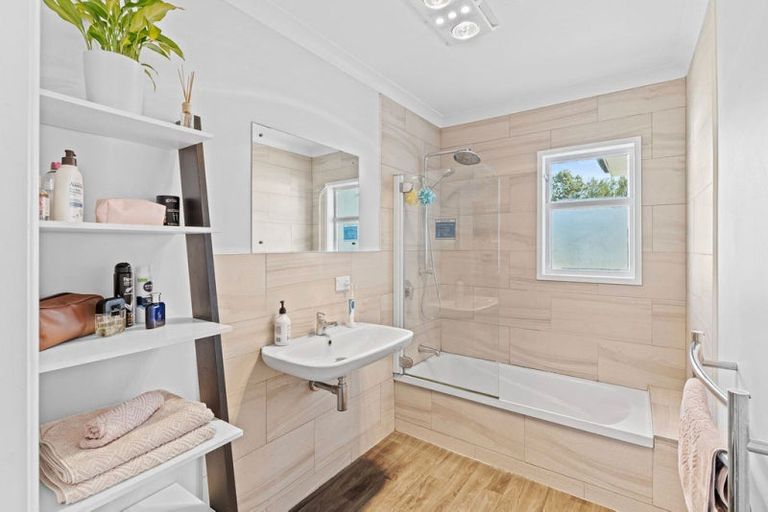 Photo of property in 12 Seddon Street, Aramoho, Whanganui, 4500