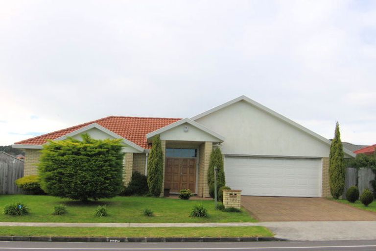 Photo of property in 132 Kilkenny Drive, East Tamaki Heights, Auckland, 2016