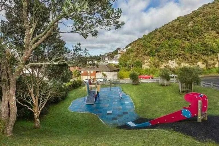 Photo of property in 7a Buxton Avenue, Karori, Wellington, 6012