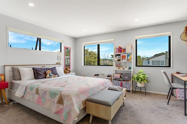 Photo of property in 26 Kaimai Avenue, Massey, Auckland, 0614