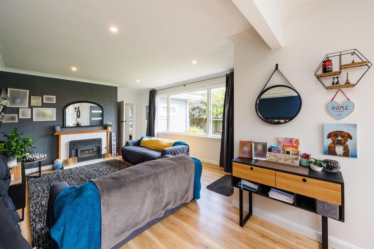 Photo of property in 23 Forbury Avenue, Takaro, Palmerston North, 4412