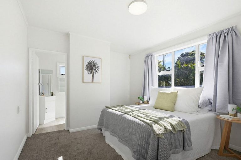 Photo of property in 8 Herewini Street, Titahi Bay, Porirua, 5022