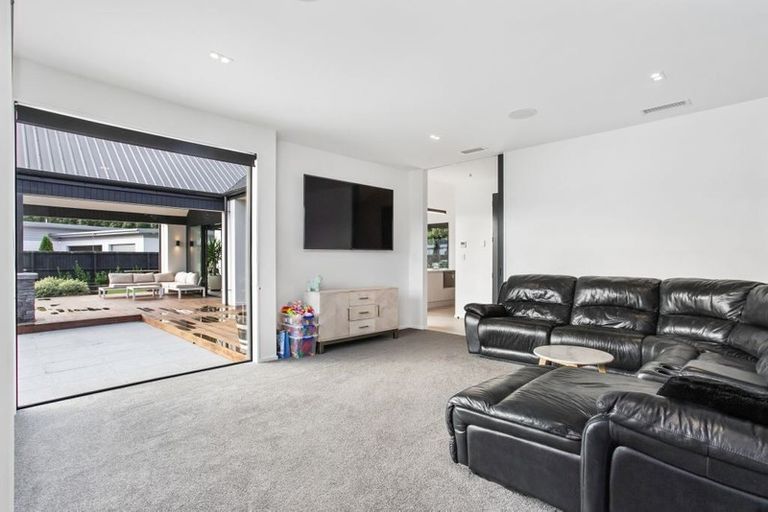 Photo of property in 9 Queenswood Gardens, Mairehau, Christchurch, 8052