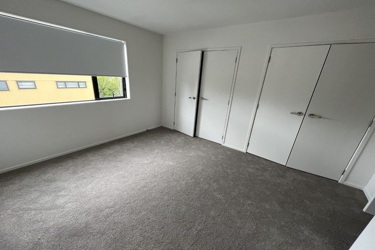 Photo of property in 2/241 Don Buck Road, Massey, Auckland, 0614