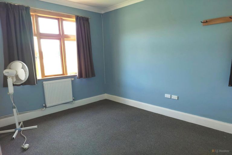 Photo of property in 19 Mount John Road, Waimate, 7977