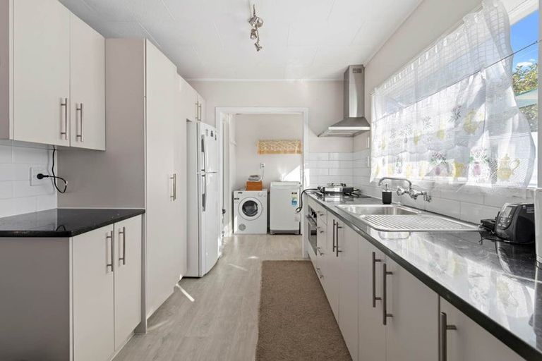 Photo of property in 78 Burundi Avenue, Clendon Park, Auckland, 2103