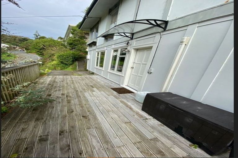 Photo of property in 45a Randwick Road, Northland, Wellington, 6012