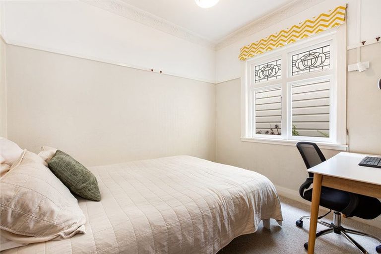 Photo of property in 24 Chilka Street, Berhampore, Wellington, 6023