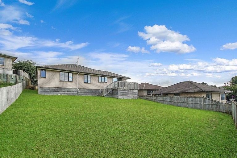 Photo of property in 7a Mcgowan Rise, Tuakau, 2121