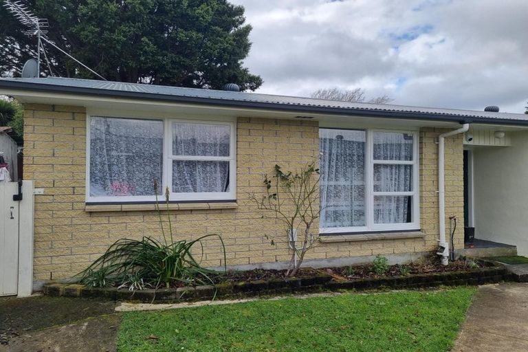 Photo of property in 2/17a Miro Street, Trentham, Upper Hutt, 5018