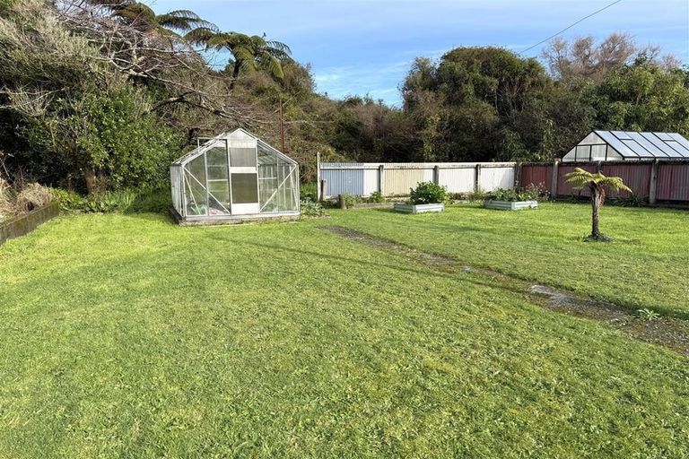 Photo of property in 110 Marsden Road, Greymouth, 7805