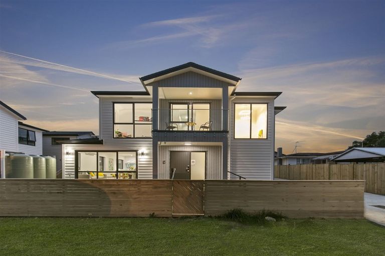 Photo of property in 147a Rathgar Road, Henderson, Auckland, 0610