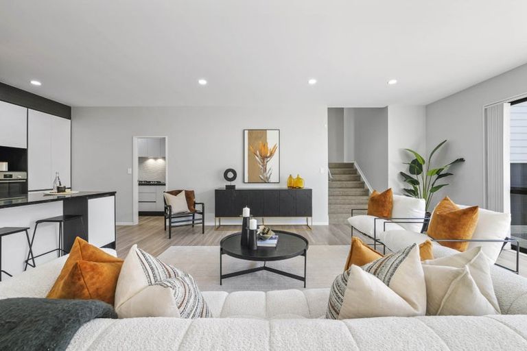 Photo of property in 27 Surf View Crescent, Red Beach, 0932