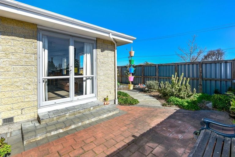 Photo of property in 1/129 Marriotts Road, New Brighton, Christchurch, 8083