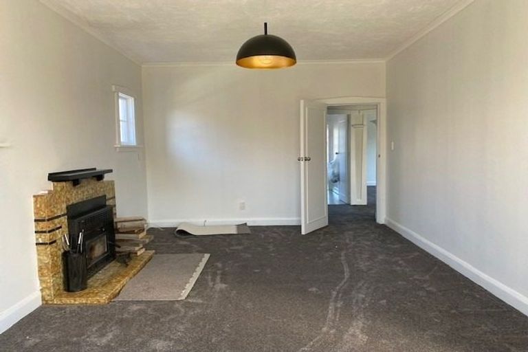Photo of property in 22 Winters Road, Redwood, Christchurch, 8051