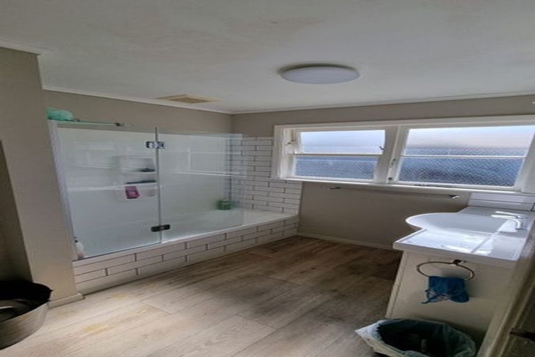 Photo of property in 203 Taita Drive, Avalon, Lower Hutt, 5011