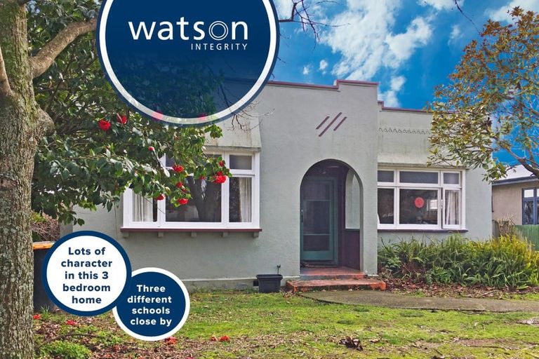 Photo of property in 8 Guy Avenue, Takaro, Palmerston North, 4410