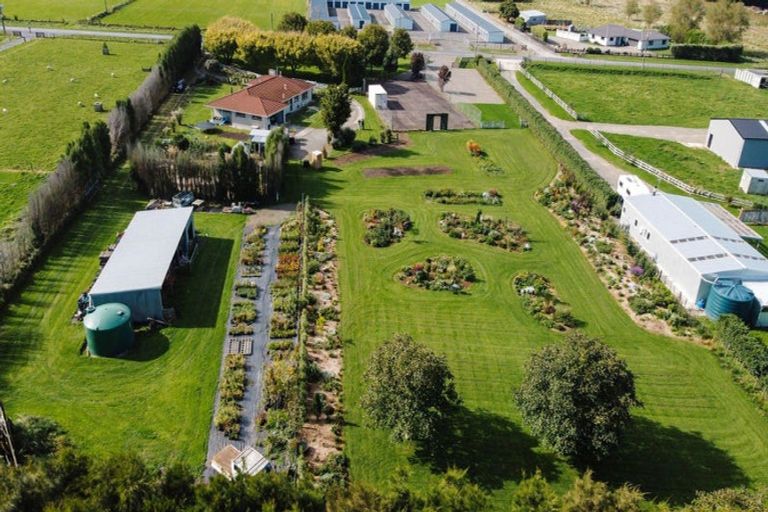 Photo of property in 47 Laws Road, Dannevirke, 4972