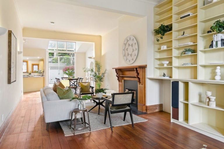 Photo of property in 7 Armour Avenue, Mount Victoria, Wellington, 6011